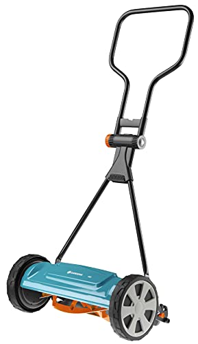 GARDENA Classic reel mower 400: Hand lawn mower with 40cm working width of up to 200 m² lawn blade roll made of quality steel, non-contact cutting technique, silent and precise (4018-20)